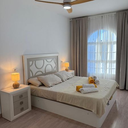 Seaside Paradise - 2 Bedroom Apartment With Ocean Views & Air Conditioning In Playa San Juan Ngoại thất bức ảnh