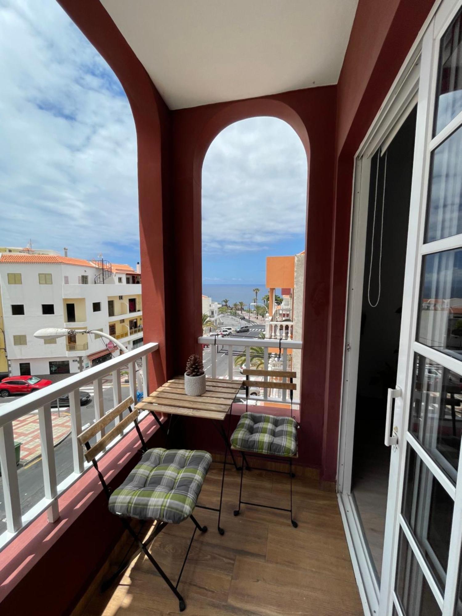 Seaside Paradise - 2 Bedroom Apartment With Ocean Views & Air Conditioning In Playa San Juan Ngoại thất bức ảnh